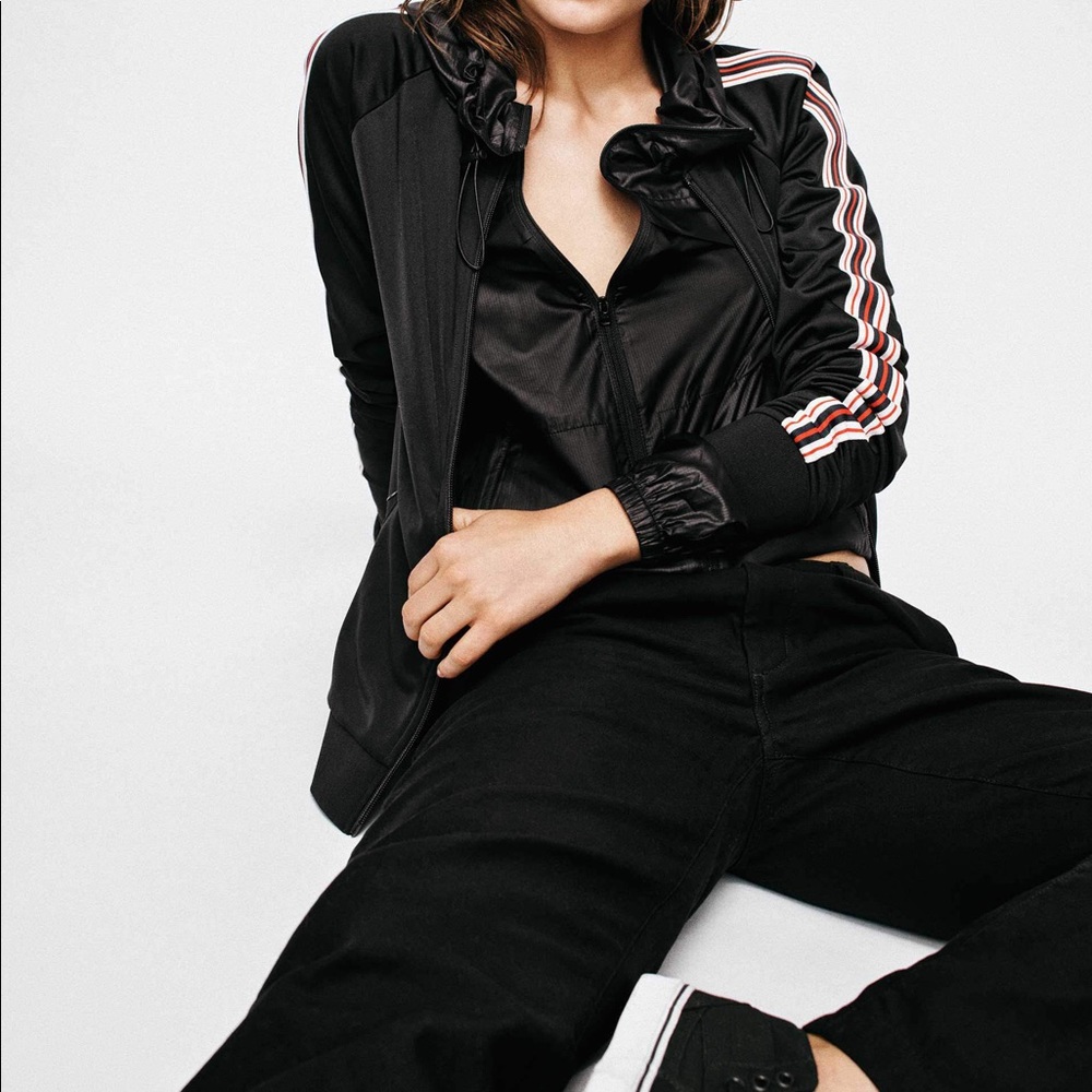 Aritzia TNA Wadden Sweater
